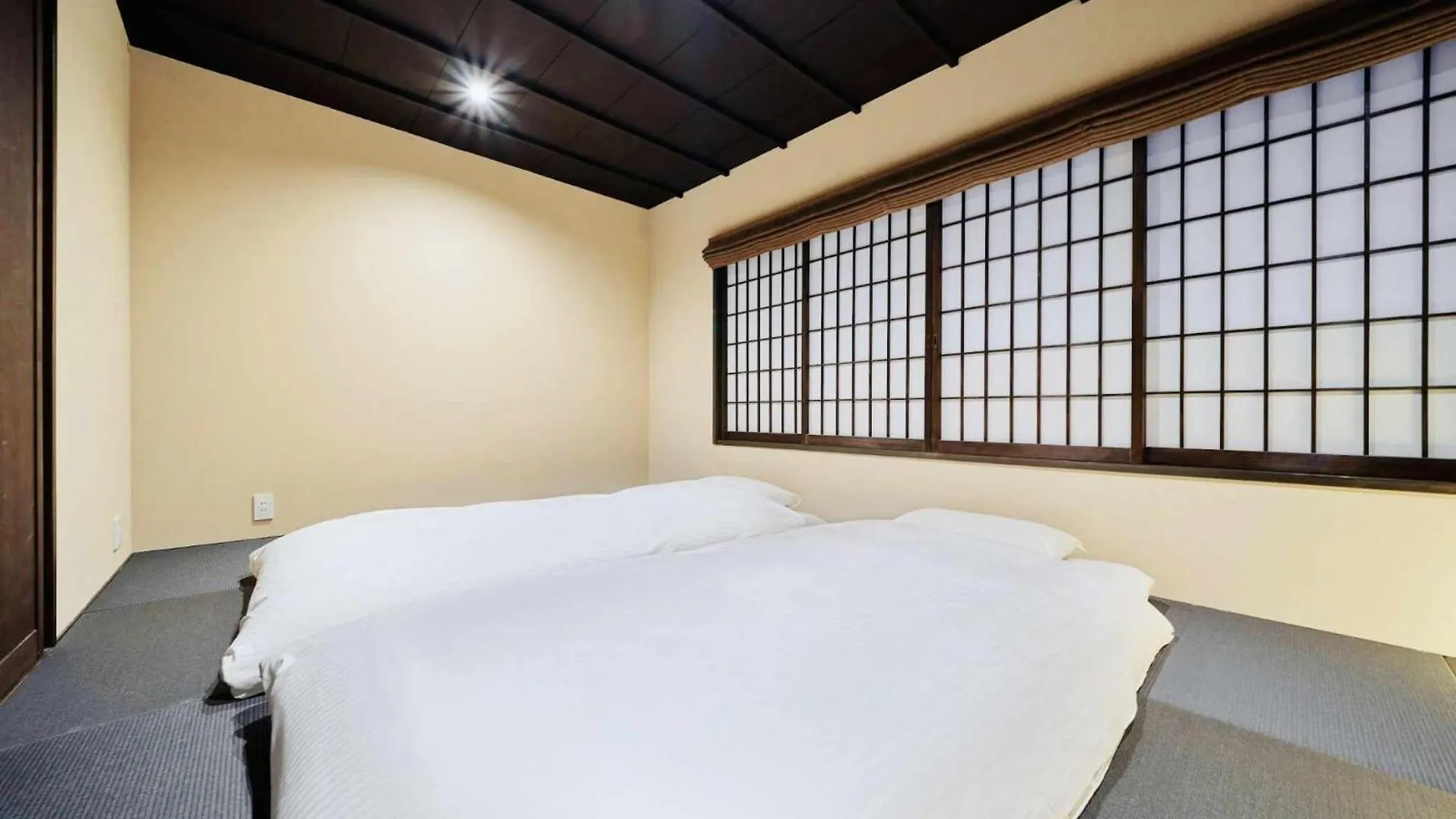 Kyoto Machiya Zeniyacho Villa 0*,
