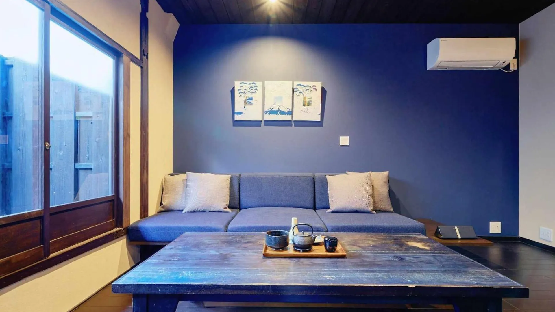 Kyoto Machiya Zeniyacho Villa 0*,  Japan